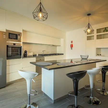 Casa Dos 4 Caminhos - Douro Bed & Breakfast Peso da Regua