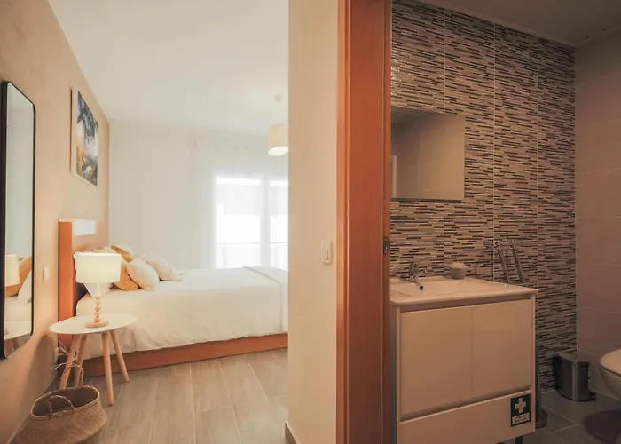 Casa Dos 4 Caminhos - Douro 3* Peso da Régua